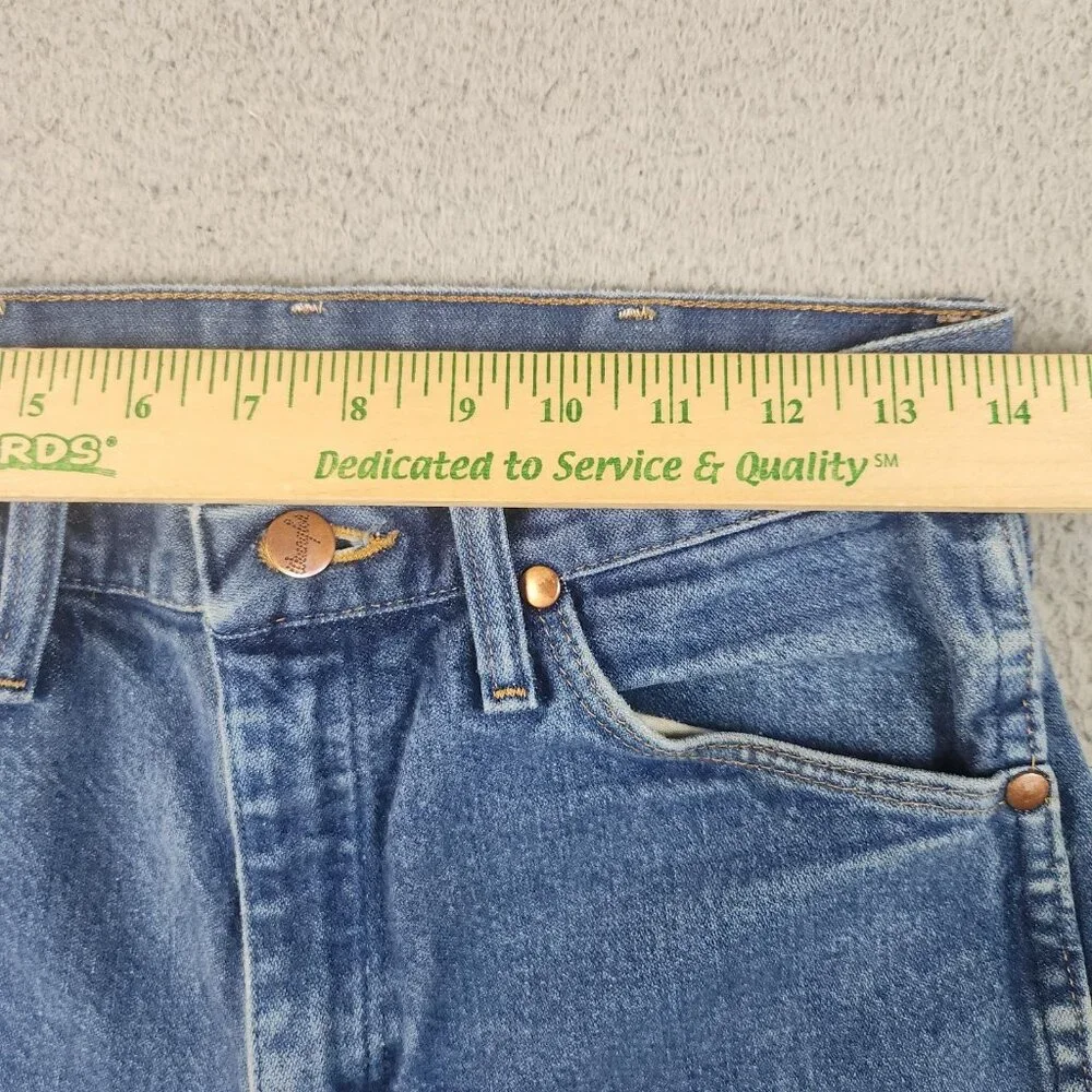 Wrangler Jeans Mens 29x32 Classic Fit 13MWZ Cowboy Cut Western Chore Ranch Rodeo - Picture 3 of 13